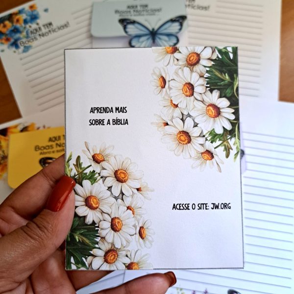 KIT DIGITAL DE ENVELOPE FLORAL COM BORBOLETA VAZADA - AQUI TEM BOAS NOTÍCIAS - Imagem 15